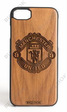 Деревянный чехол BIGLOOK на iPhone 6/6S (4.7") с лазерной гравировкой "FC Manchester United" (Орех)
