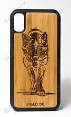 Деревянный чехол BIGLOOK на iPhone X 10 (5.8") с лазерной гравировкой "Wolf" (Бамбук)