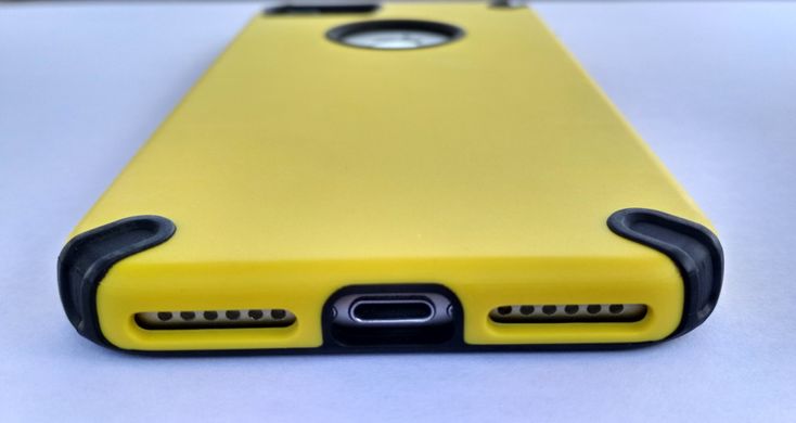 Чехол противоударный для iPhone 7 (4,7") yellow